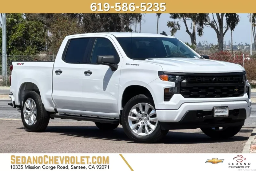 2025 Chevrolet Silverado 1500 Custom photo 1