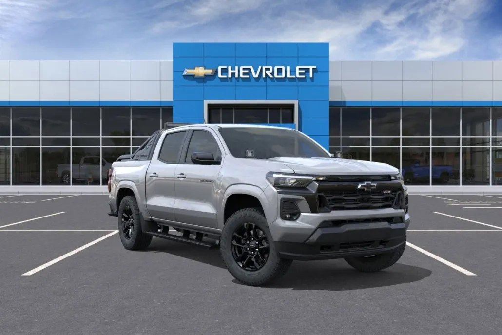 2025 Chevrolet Colorado Z71 photo 1