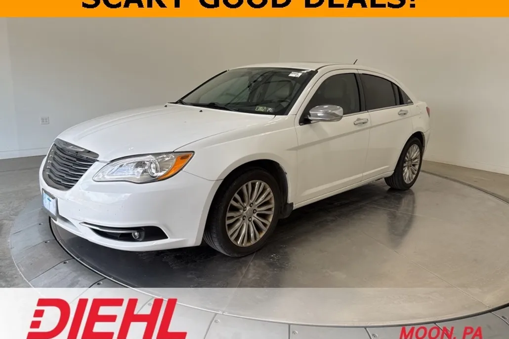 2013 Chrysler 200 Limited photo 1