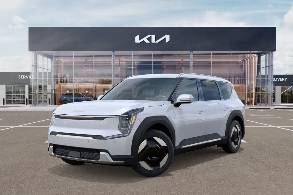 2026 Kia EV9 Wind photo 1