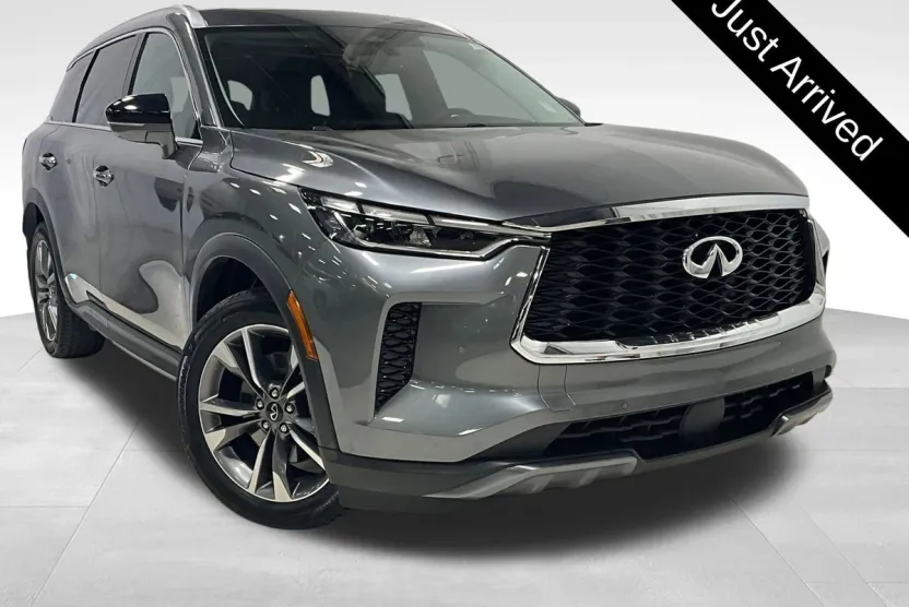 2022 Infiniti QX60 Luxe photo 1