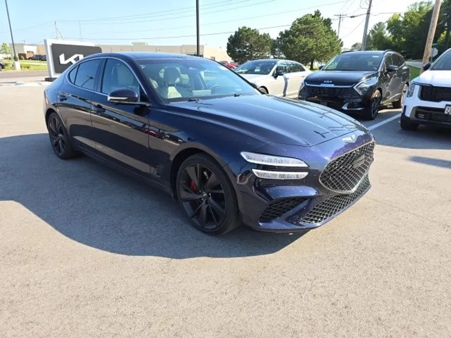 2023 Genesis G70 3.3T photo 1
