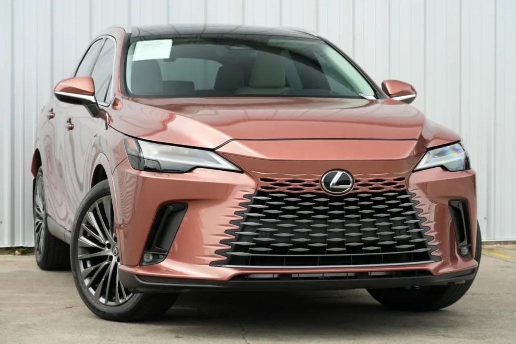 2023 Lexus RX 350h Luxury photo 1