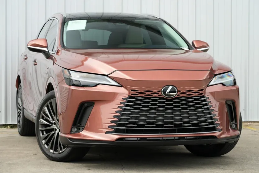 2023 Lexus RX 350h Luxury photo 1