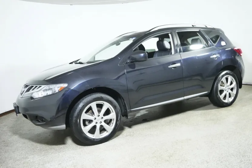 2012 Nissan Murano LE photo 1