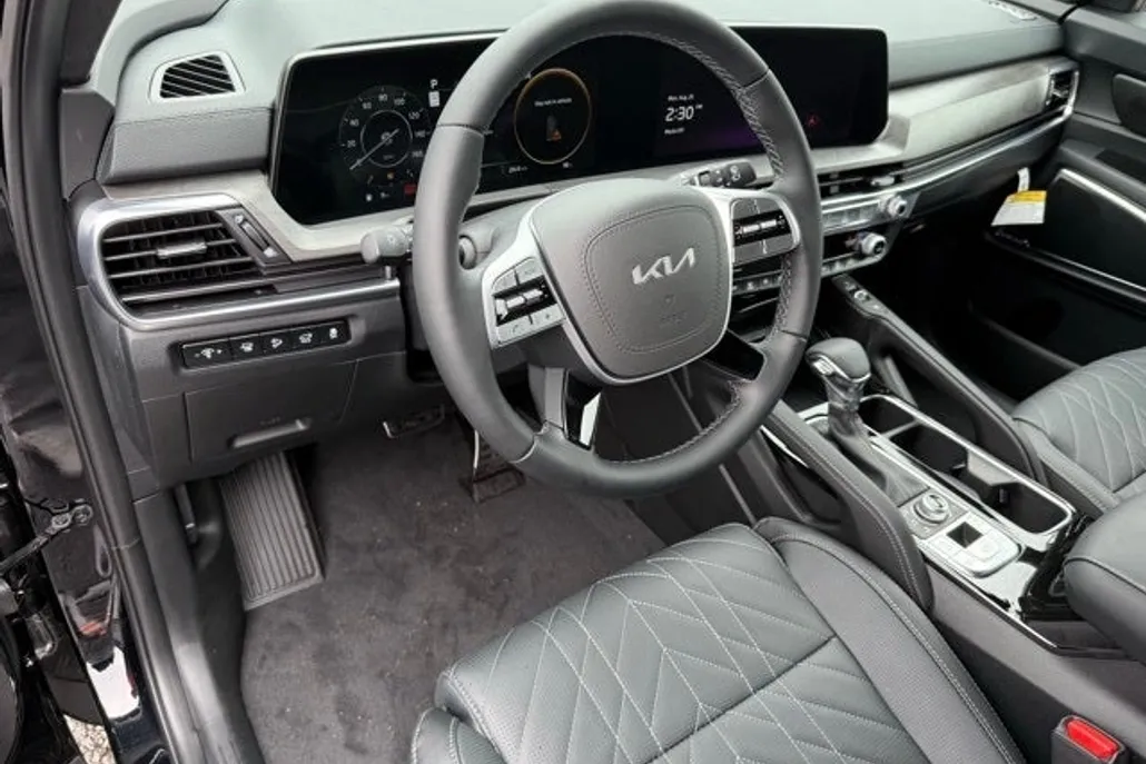 2025 Kia Telluride X-Line photo 1