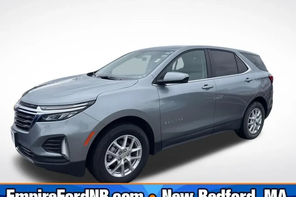 2024 Chevrolet Equinox LT photo 1