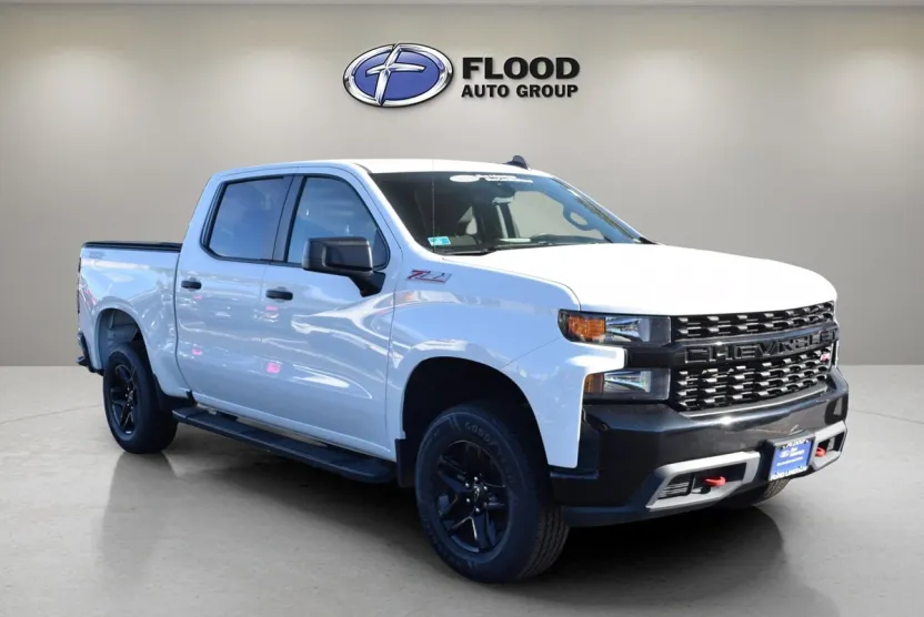 2022 Ford Escape SEL photo 1