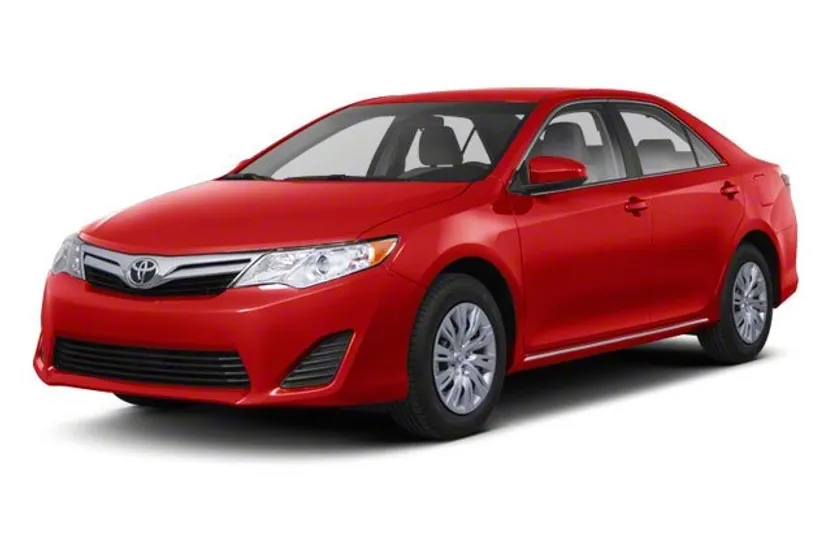 2012 Toyota Camry LE photo 1