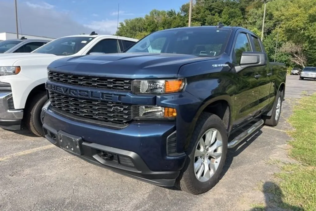 2020 Chevrolet Silverado 1500 Custom photo 1