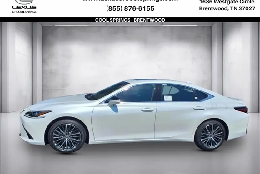 2025 Lexus ES 300h photo 1