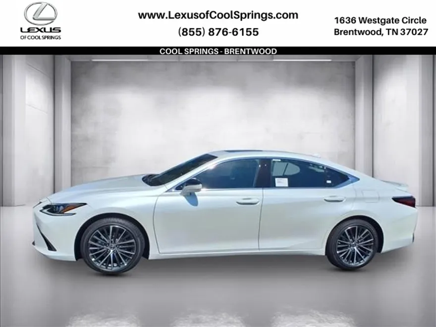 2025 Lexus ES 300h photo 1