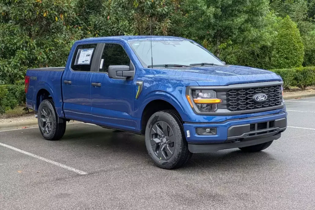 2025 Ford F-150 STX photo 1