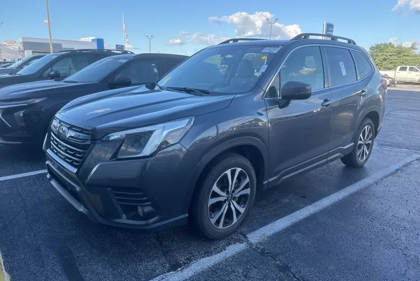 2023 Subaru Forester Limited photo 1