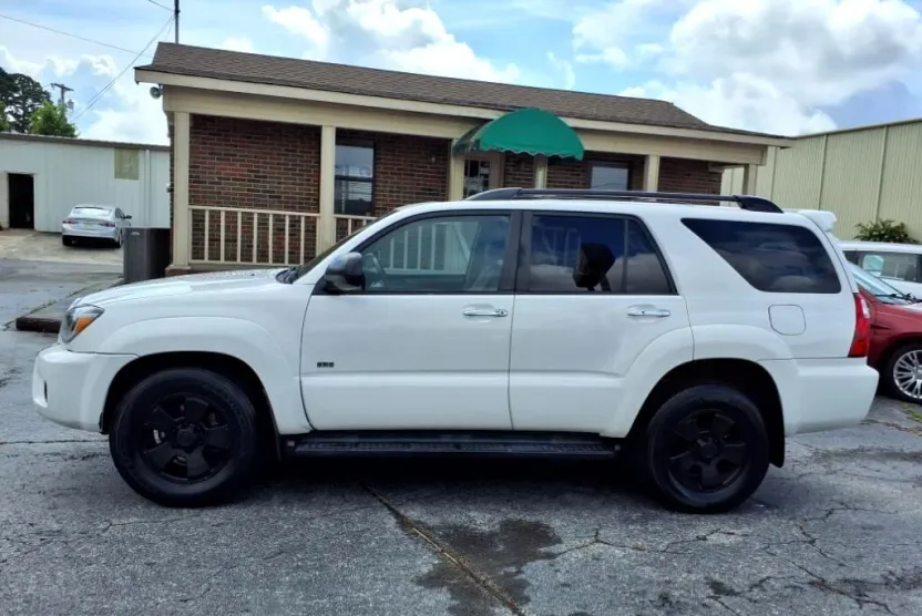 2006 Toyota 4Runner SR5 photo 1