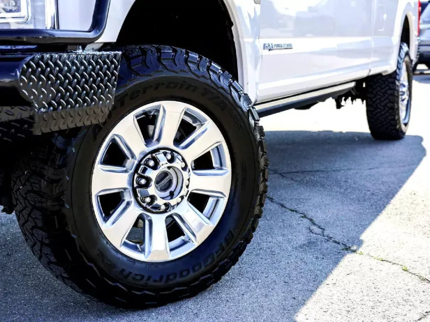 2019 Ford F-350 Platinum photo 1