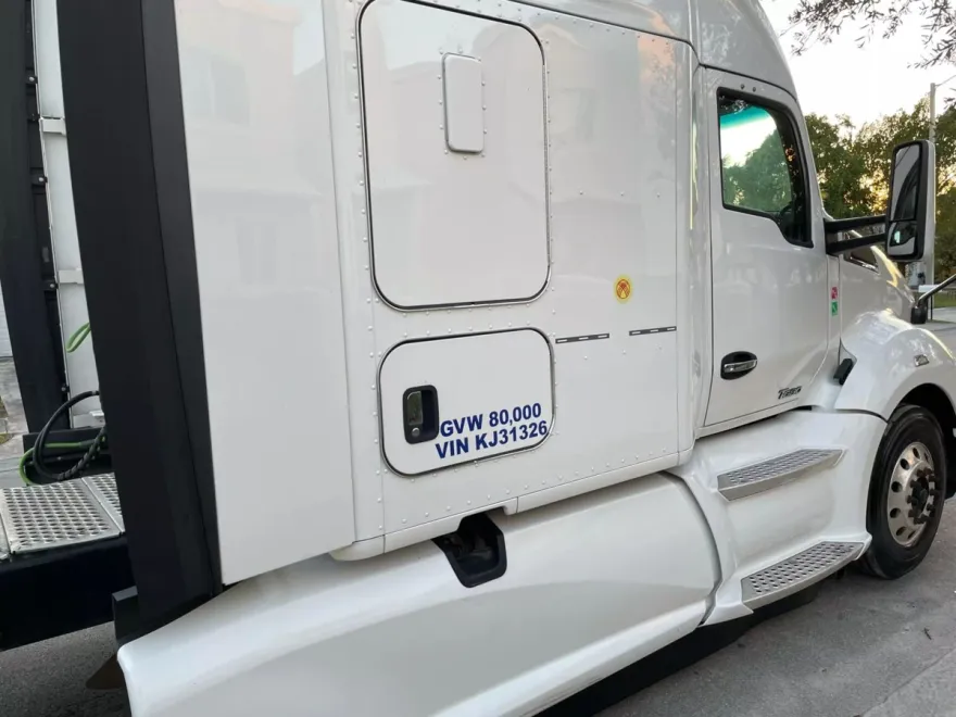 2019 Kenworth T680 photo 11