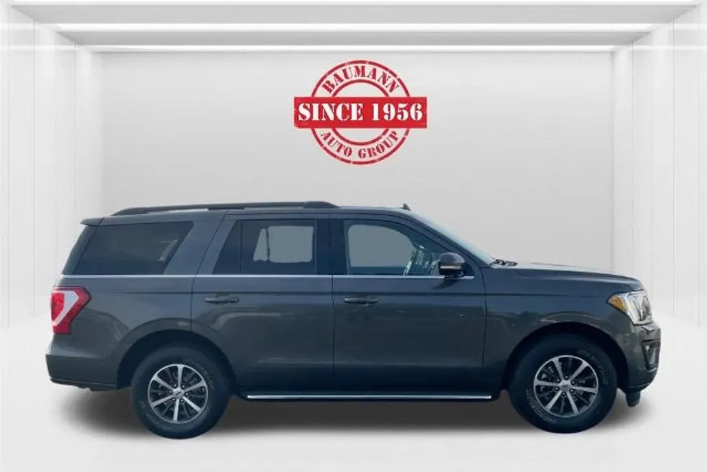 2019 Ford Expedition XLT photo 1