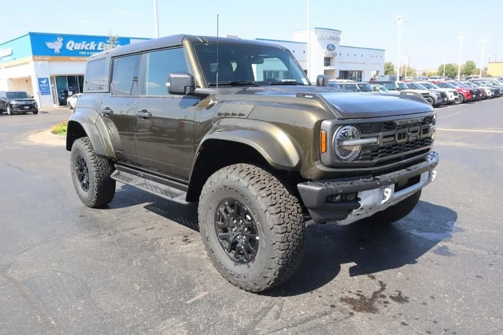 2025 Ford Bronco Raptor photo 1