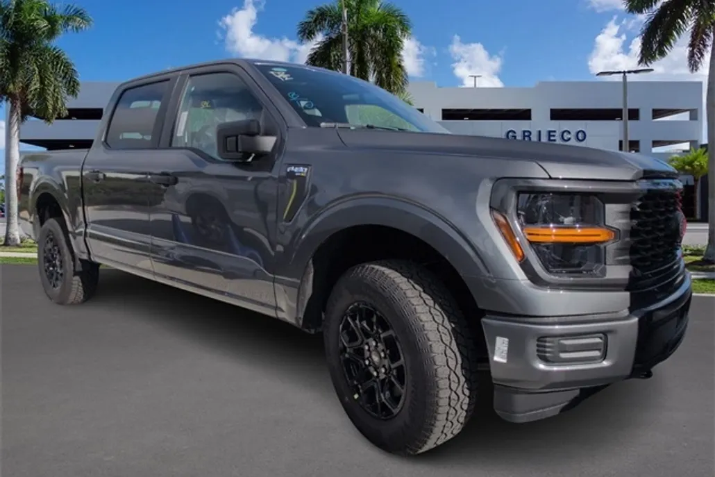 2025 Ford F-150 STX photo 1