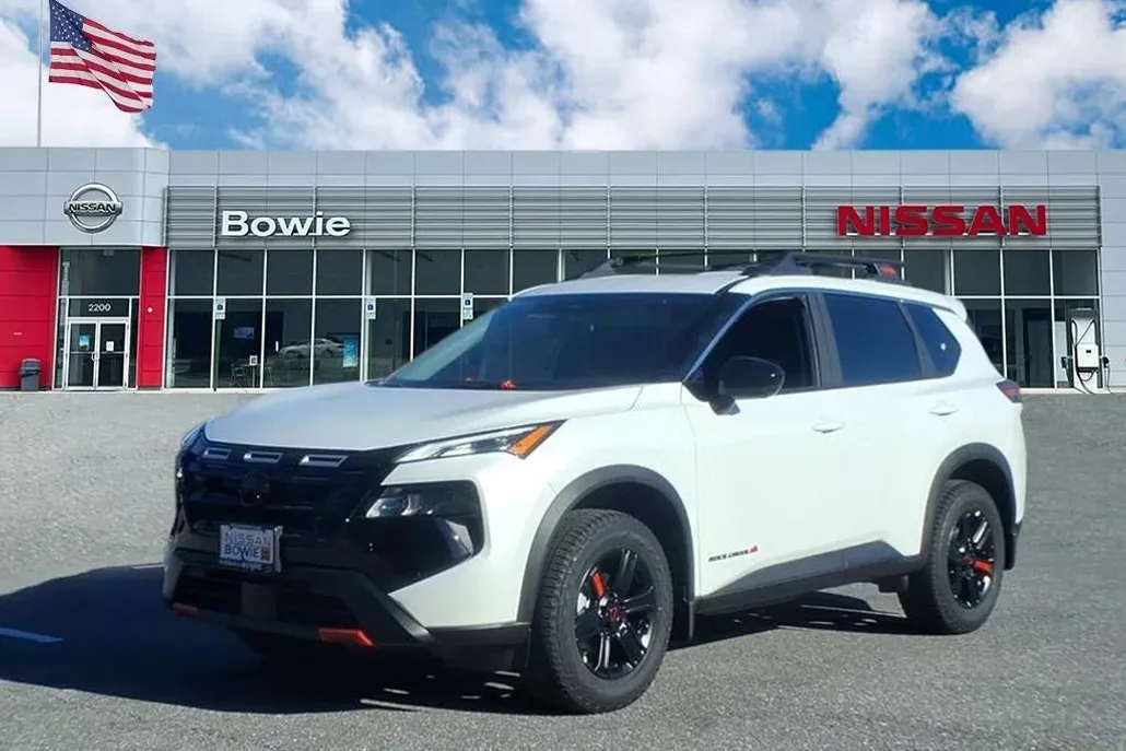2026 Nissan Rogue SV photo 1