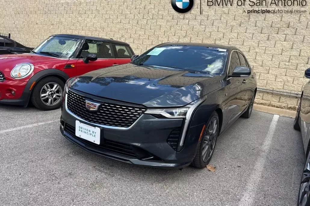 2020 Cadillac CT4 Luxury photo 1