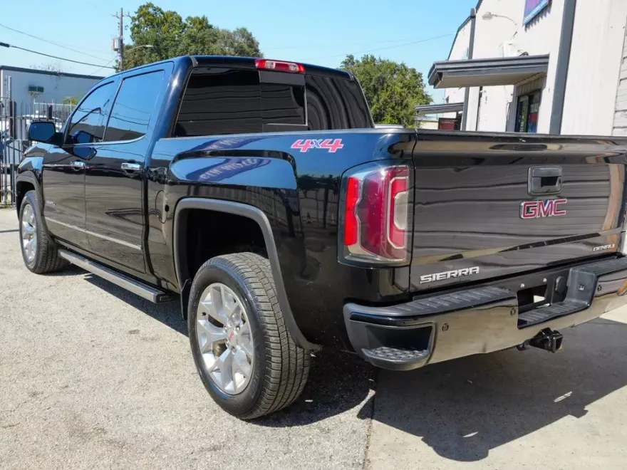 2017 Gmc Sierra 1500 Denali photo 1