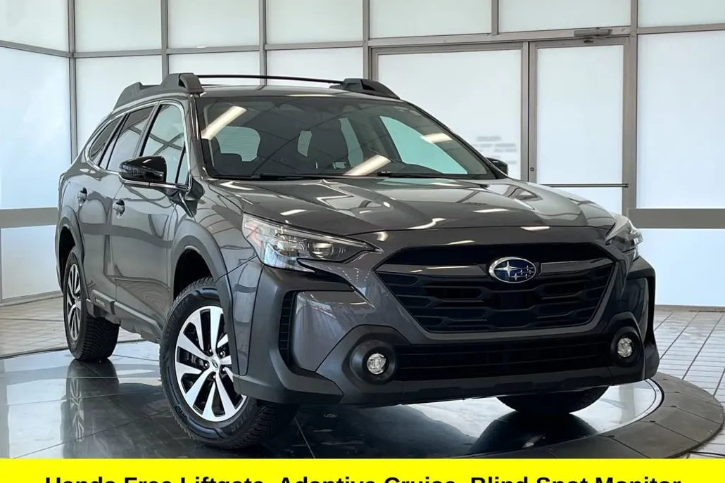2023 Subaru Outback Premium photo 1