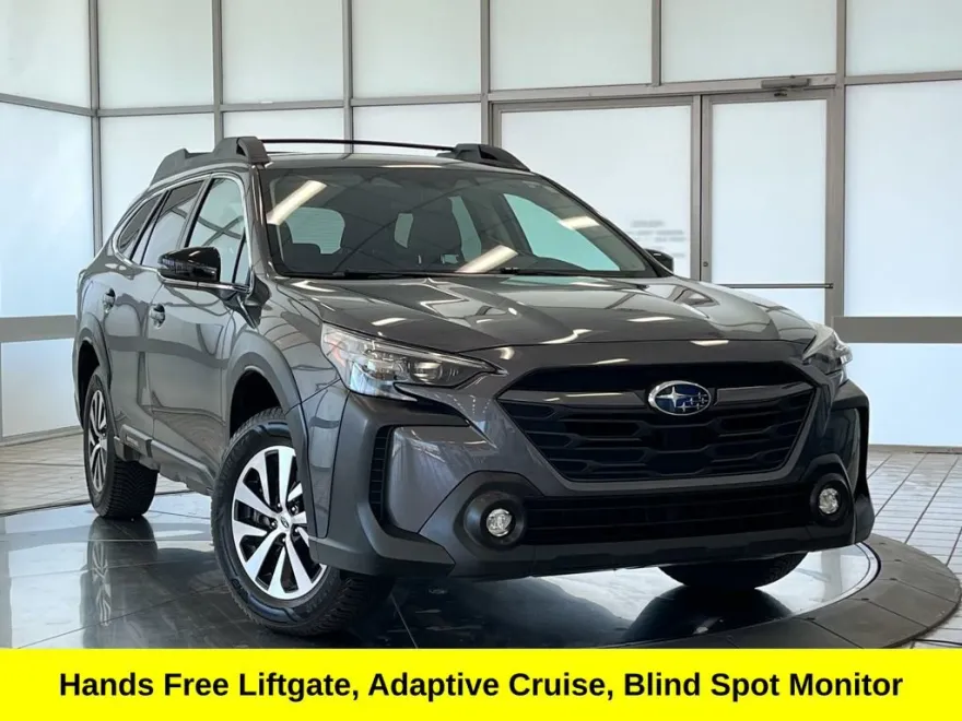 2023 Subaru Outback Premium photo 1