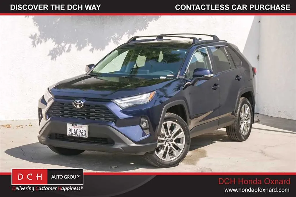 2022 Toyota RAV4 XLE Premium photo 1