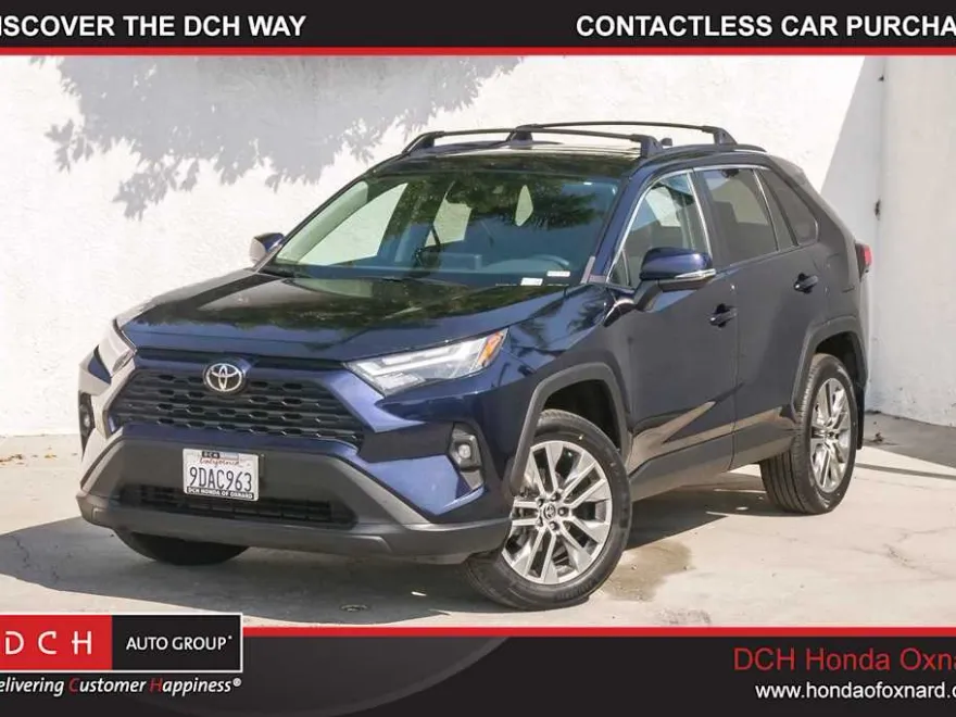 2022 Toyota RAV4 XLE Premium photo 1