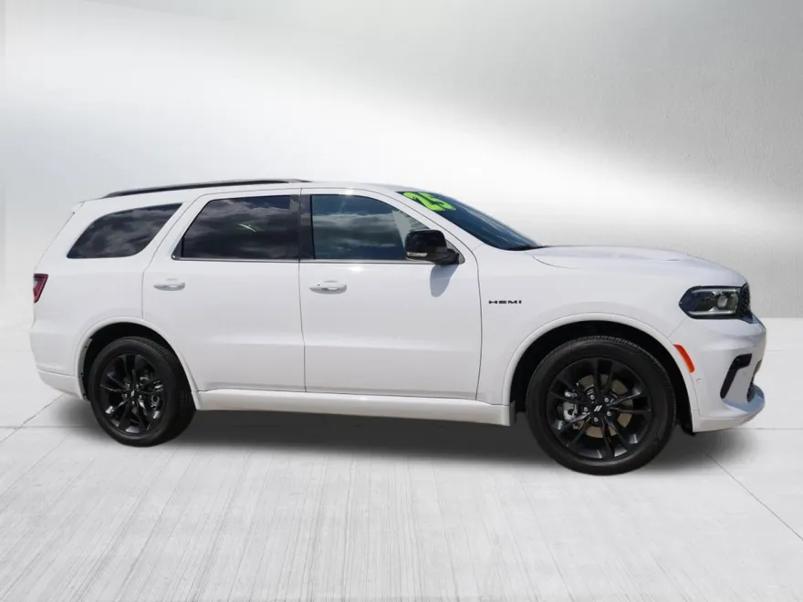 2025 Dodge Durango R/T Plus photo 1