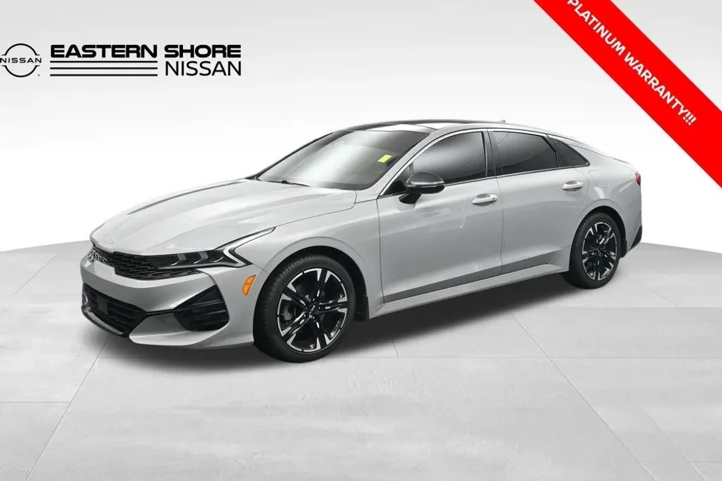 2023 Kia K5 GT-Line photo 1