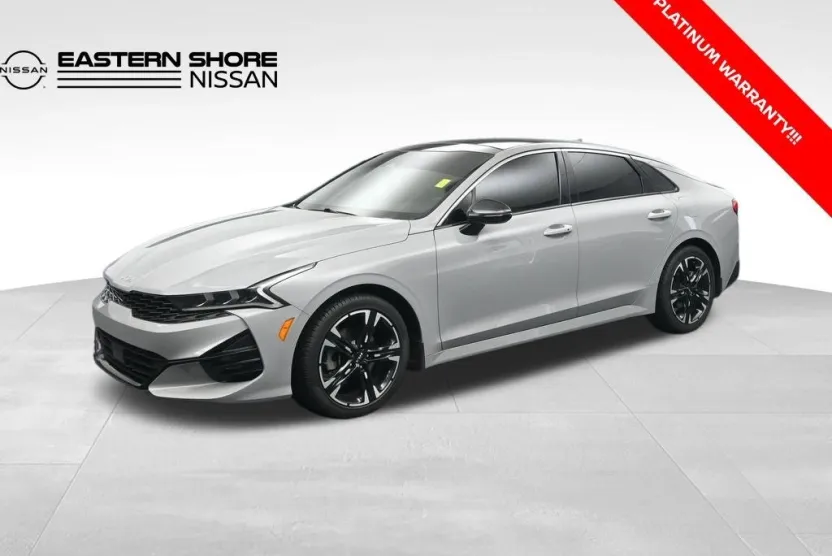 2023 Kia K5 GT-Line photo 1