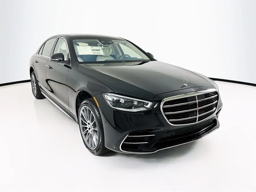 2026 Mercedes Benz S 500 4MATIC photo 1