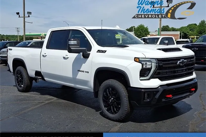 2025 Chevrolet Silverado 2500HD LTZ photo 1