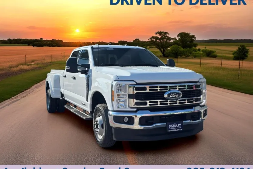 2024 Ford F-350 XLT photo 1