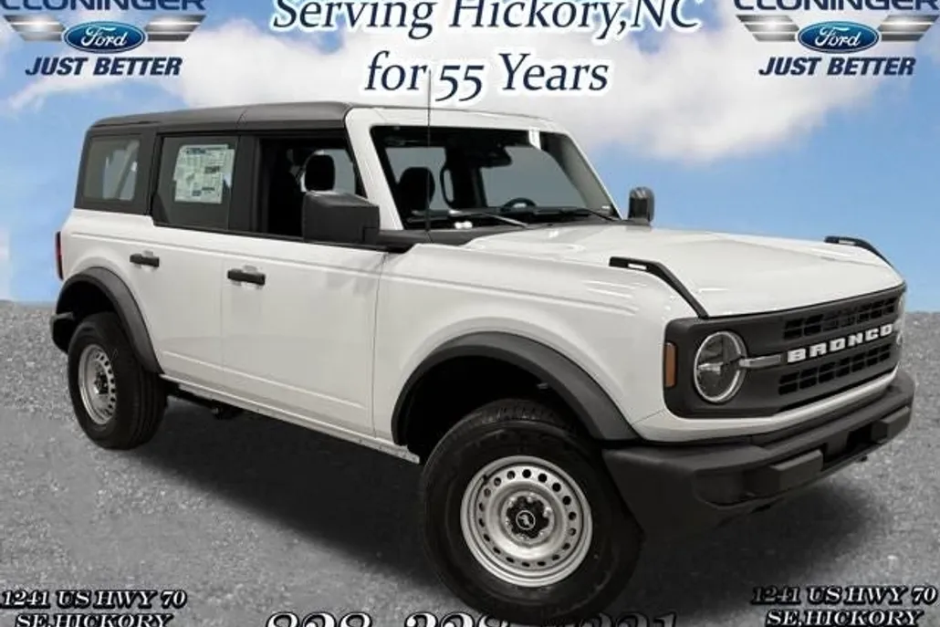 2025 Ford Bronco Base photo 1