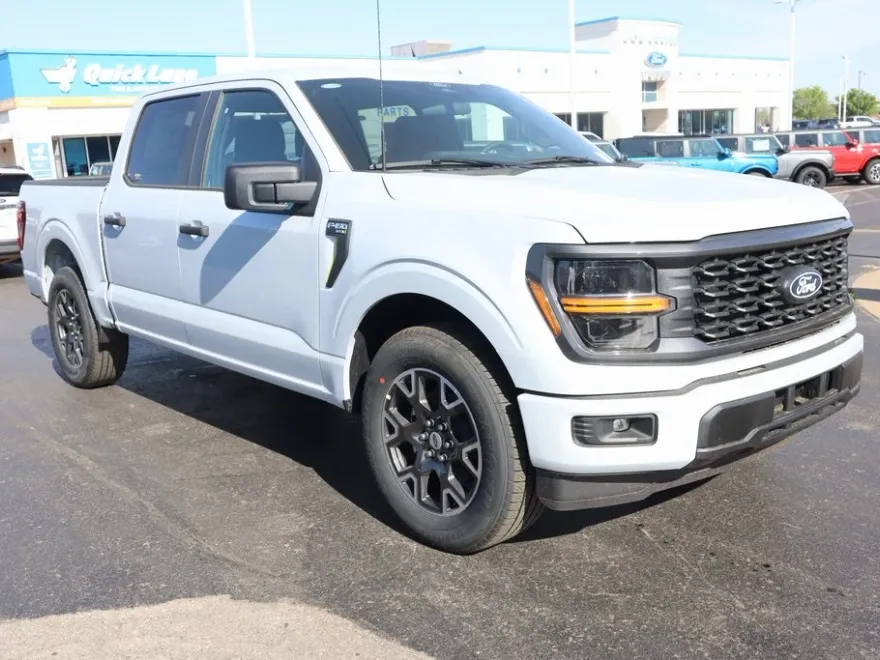 2025 Ford F-150 STX photo 1