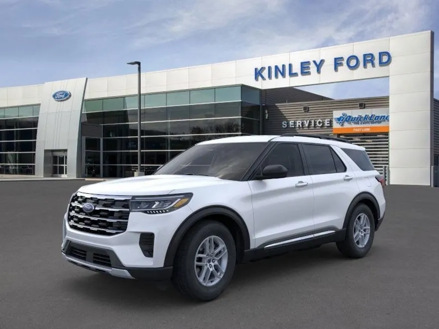 2025 Ford Explorer photo 1