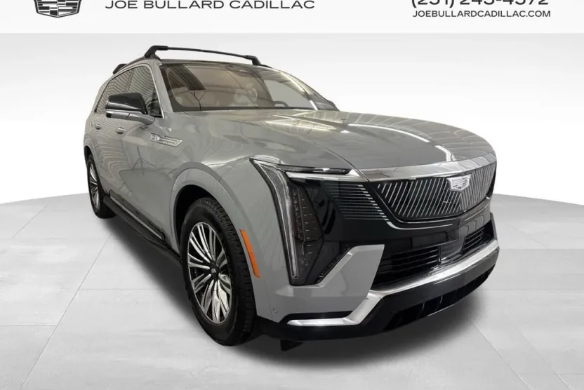2026 Cadillac Escalade IQ Luxury photo 1