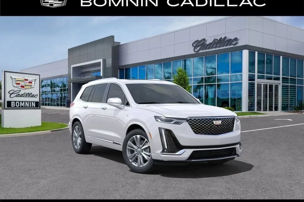 2025 Cadillac XT4 Premium Luxury photo 1