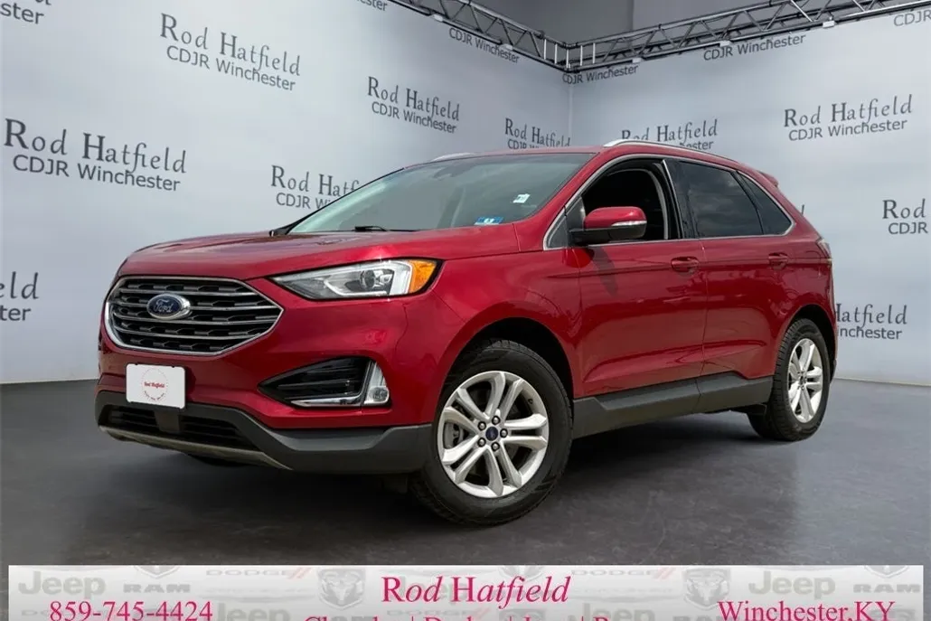 2020 Ford Edge SEL photo 1