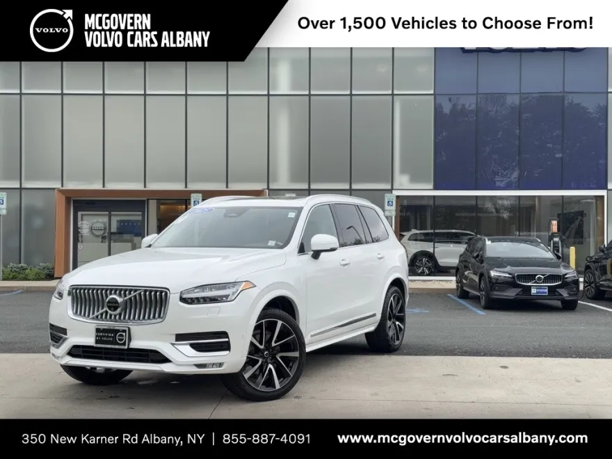 2025 Volvo XC90 B5 Plus photo 1
