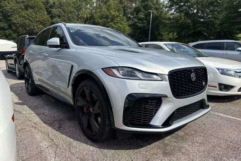 2023 Jaguar F-PACE SVR photo 1