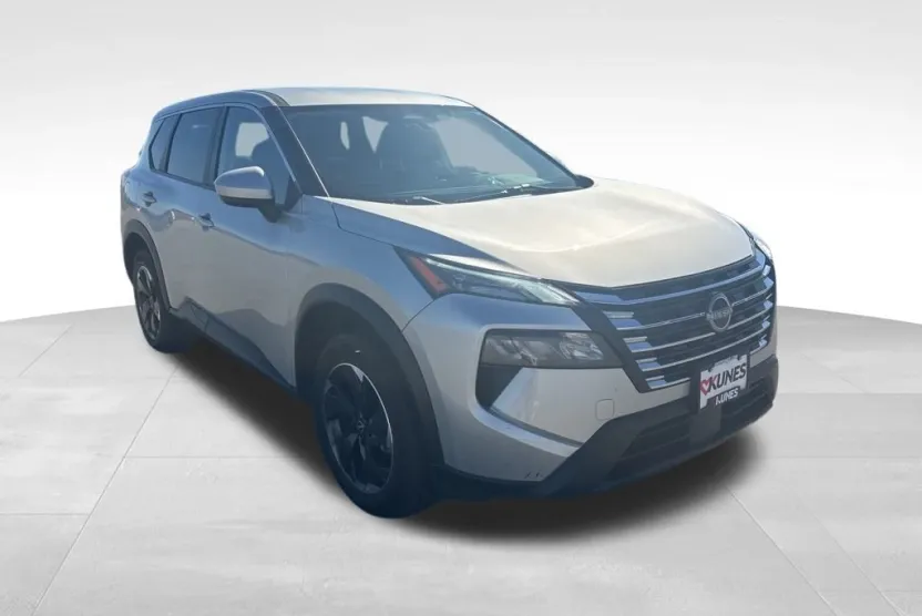 2024 Nissan Rogue SV photo 1