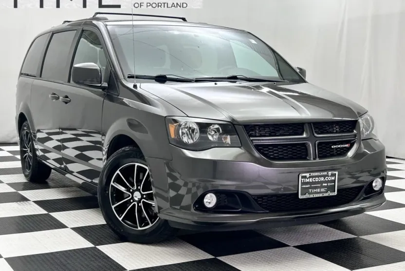2018 Dodge Grand Caravan GT photo 1