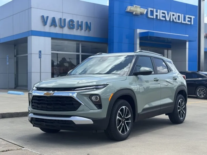 2026 Chevrolet Trailblazer LT photo 1