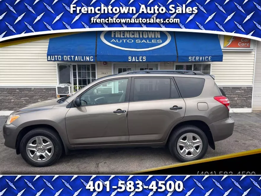 2010 Toyota RAV4 Base photo 1