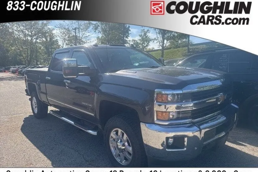 2015 Chevrolet Silverado 3500HD LTZ photo 1